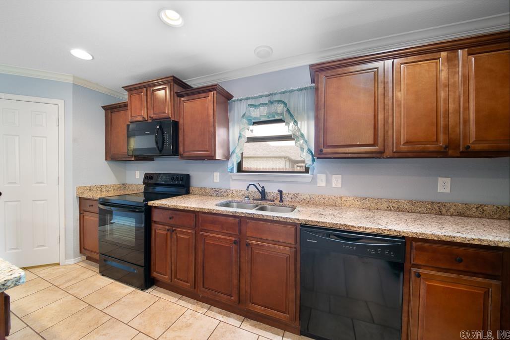 STONEHENGE PLACE - Residential