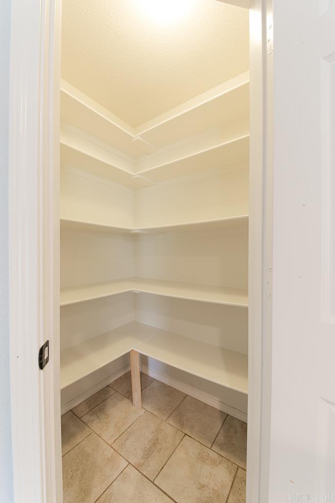 STONEHENGE PLACE - Residential