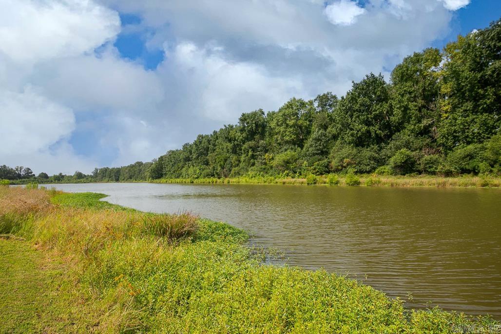 STONEHENGE PLACE - Residential