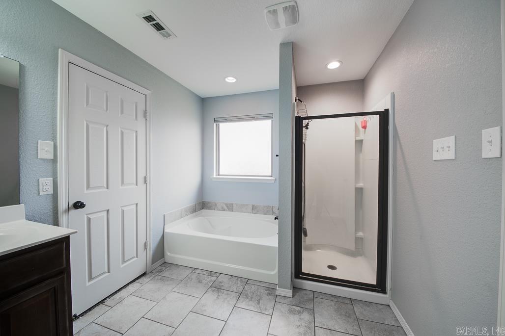 STONEHENGE PLACE - Residential