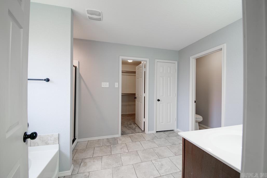 STONEHENGE PLACE - Residential