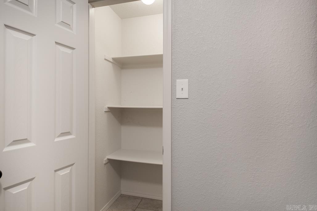 STONEHENGE PLACE - Residential