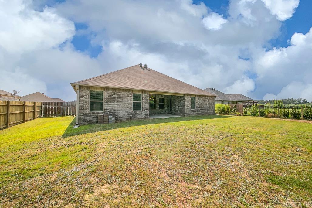 STONEHENGE PLACE - Residential