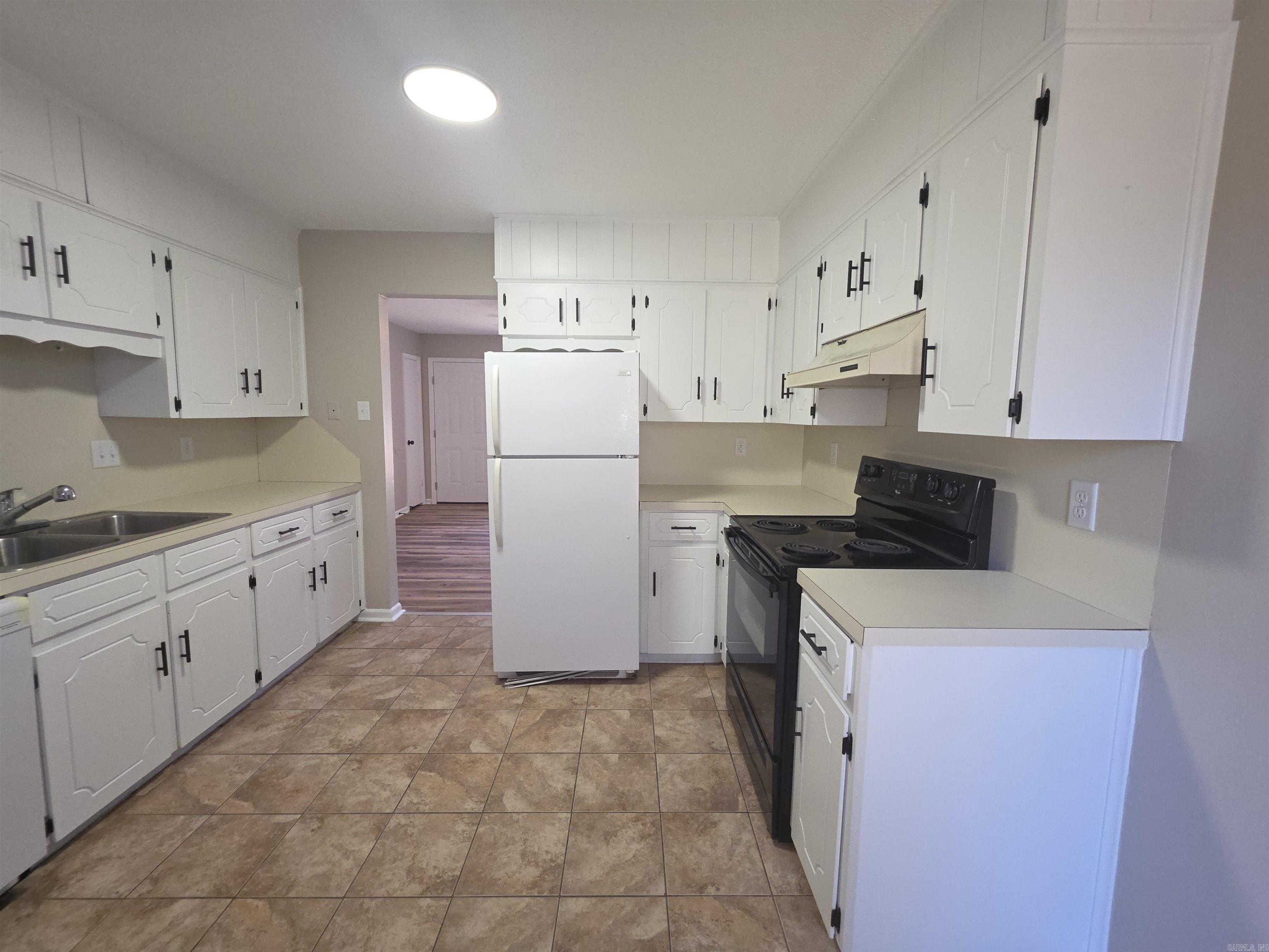 Cabot - Residential Lease