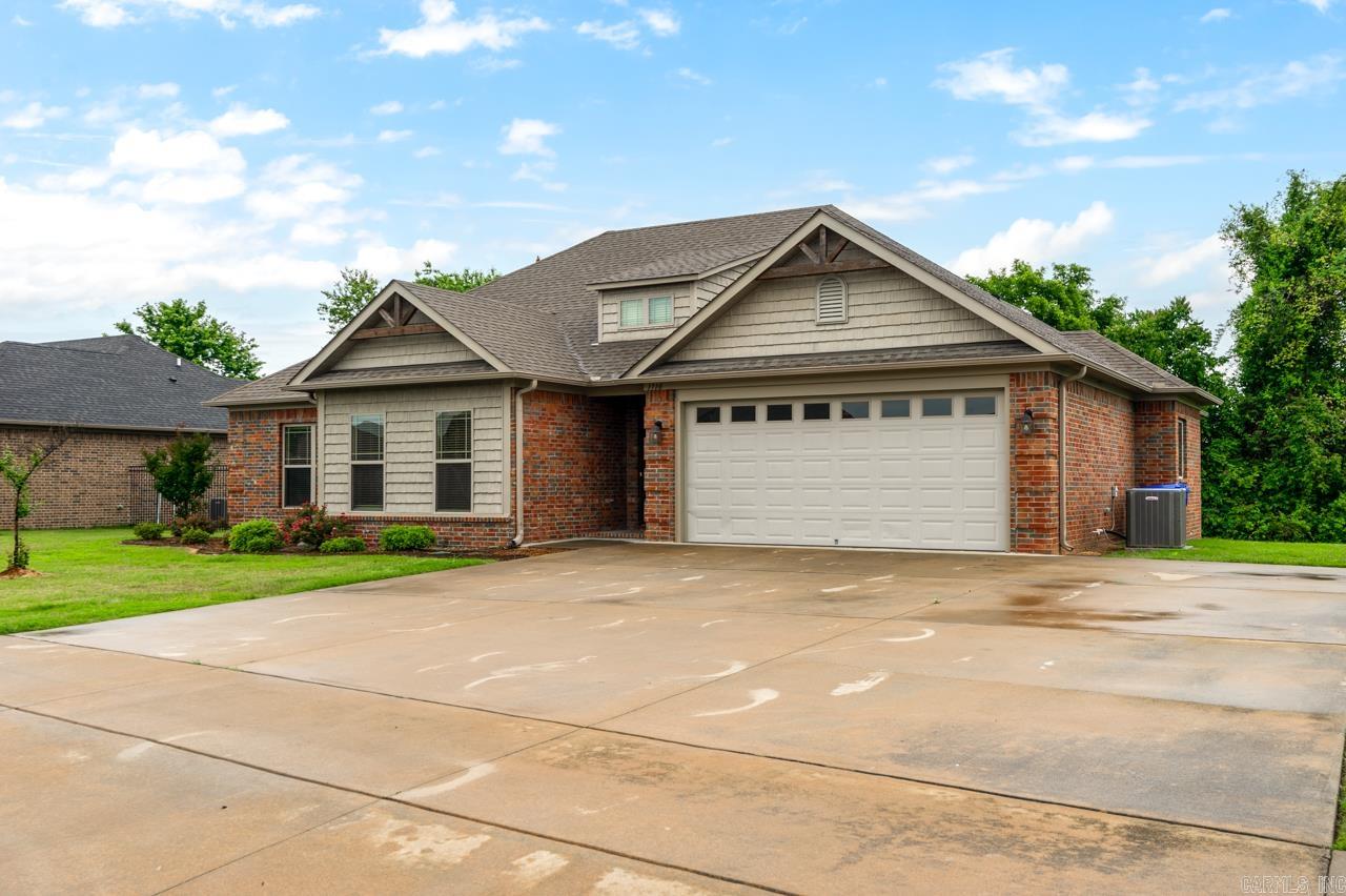 SALEM WOODS - Residential