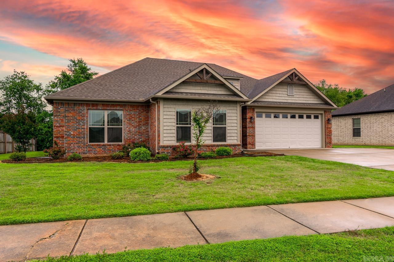 SALEM WOODS - Residential