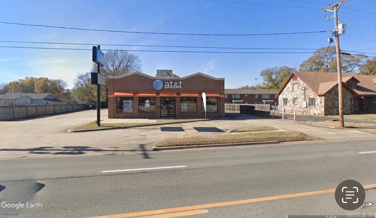 Pope - Commercial Sale