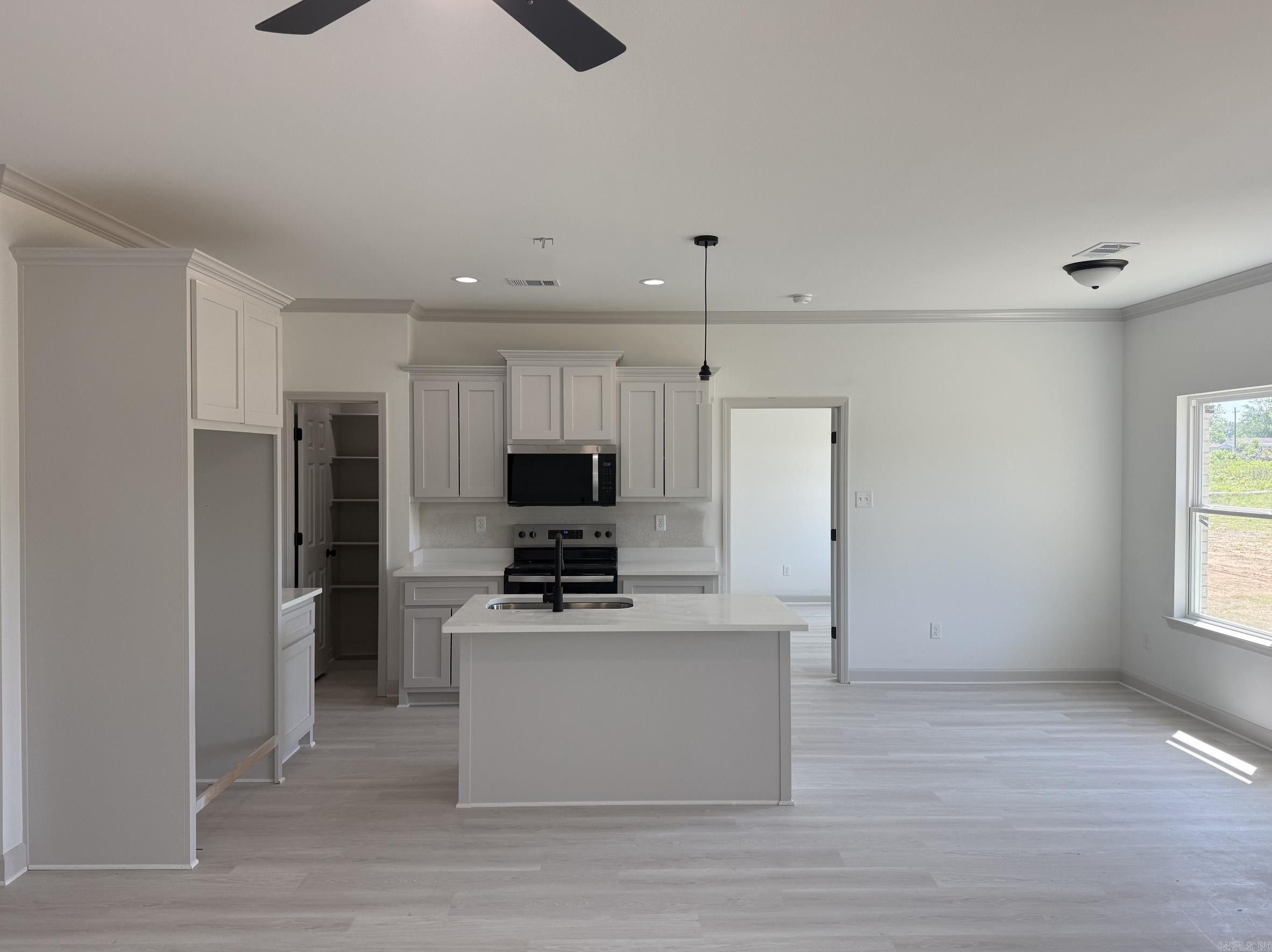 FLORIDIAN HEIGHTS PHASE 1 - Residential