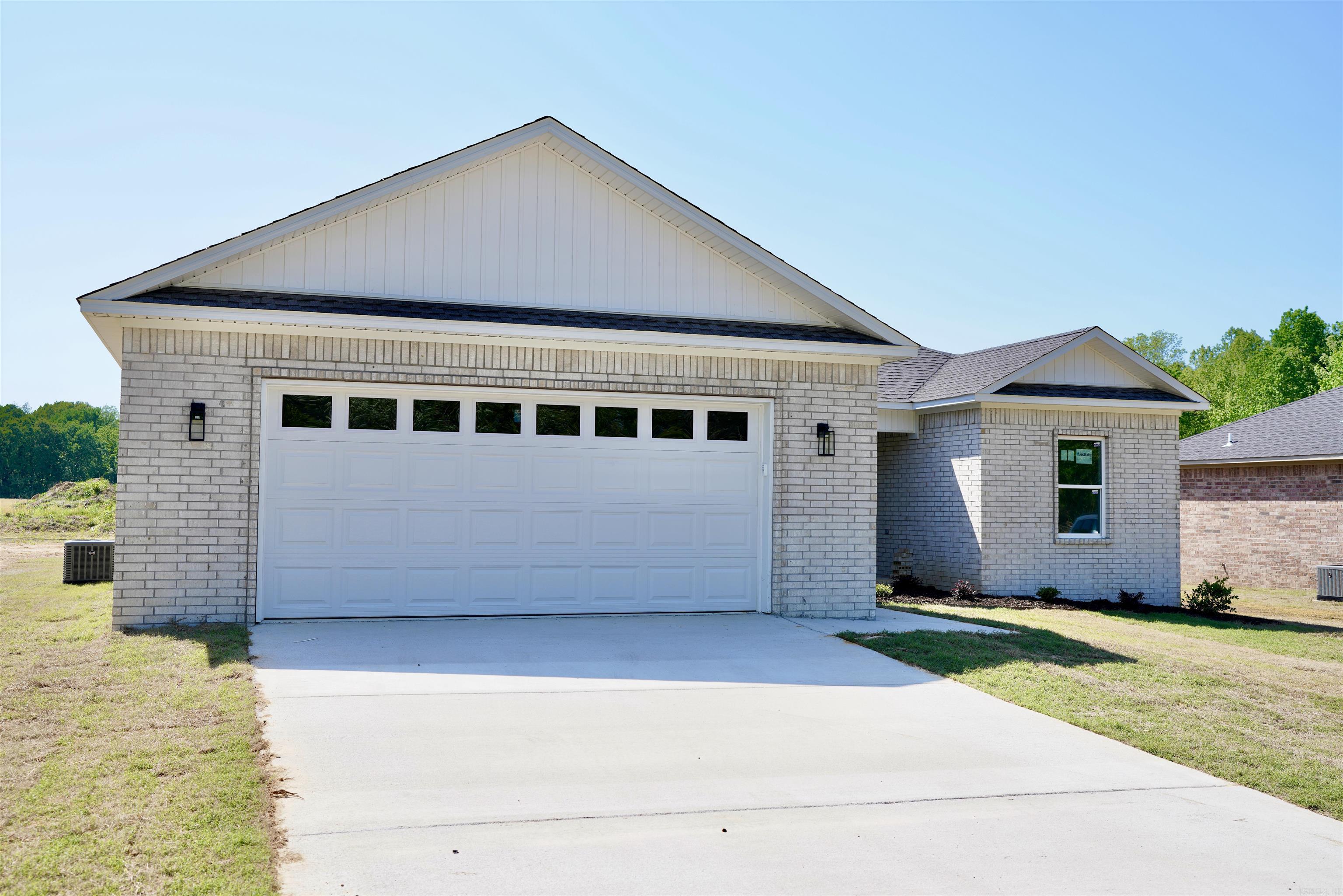 FLORIDIAN HEIGHTS PHASE 1 - Residential