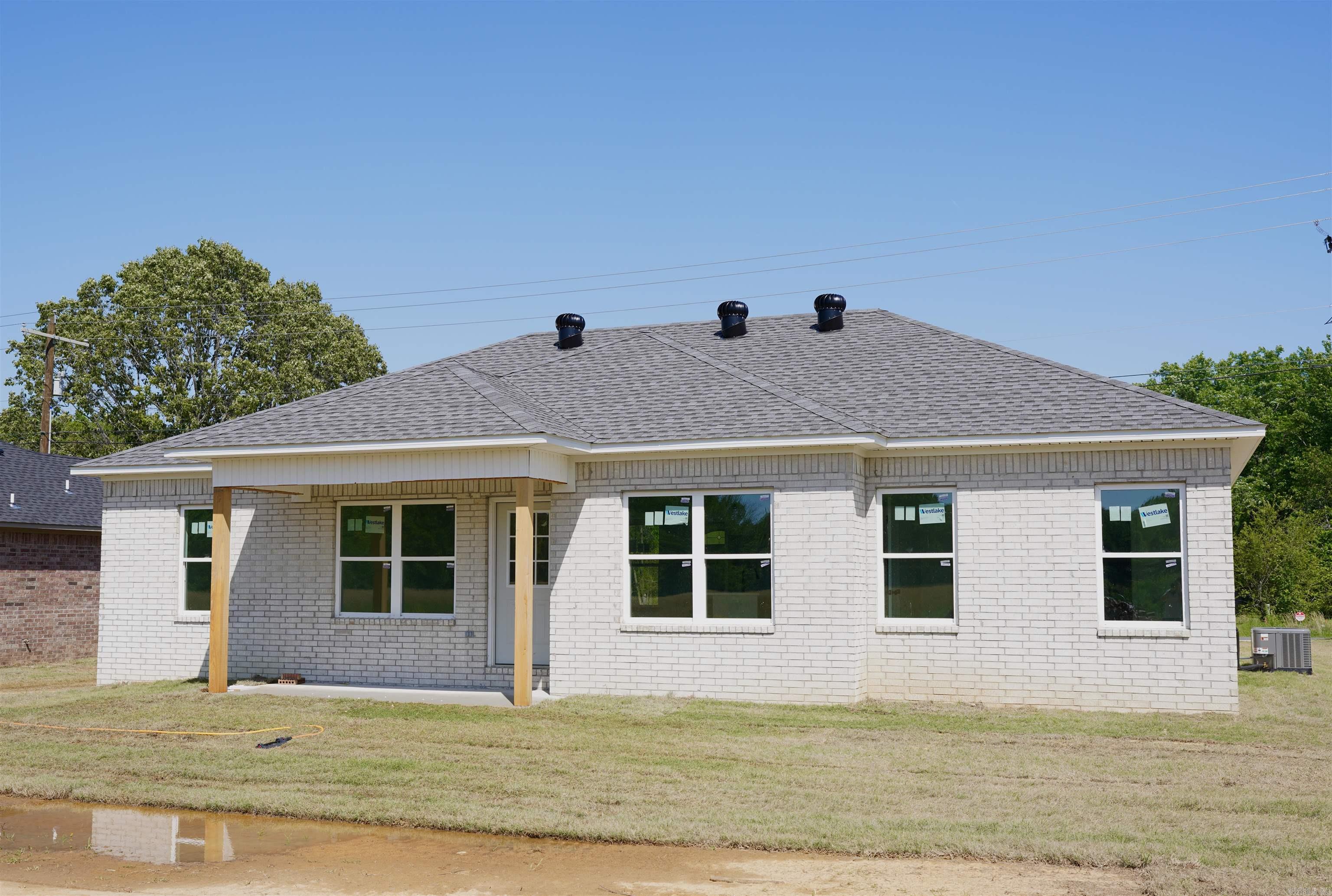 FLORIDIAN HEIGHTS PHASE 1 - Residential