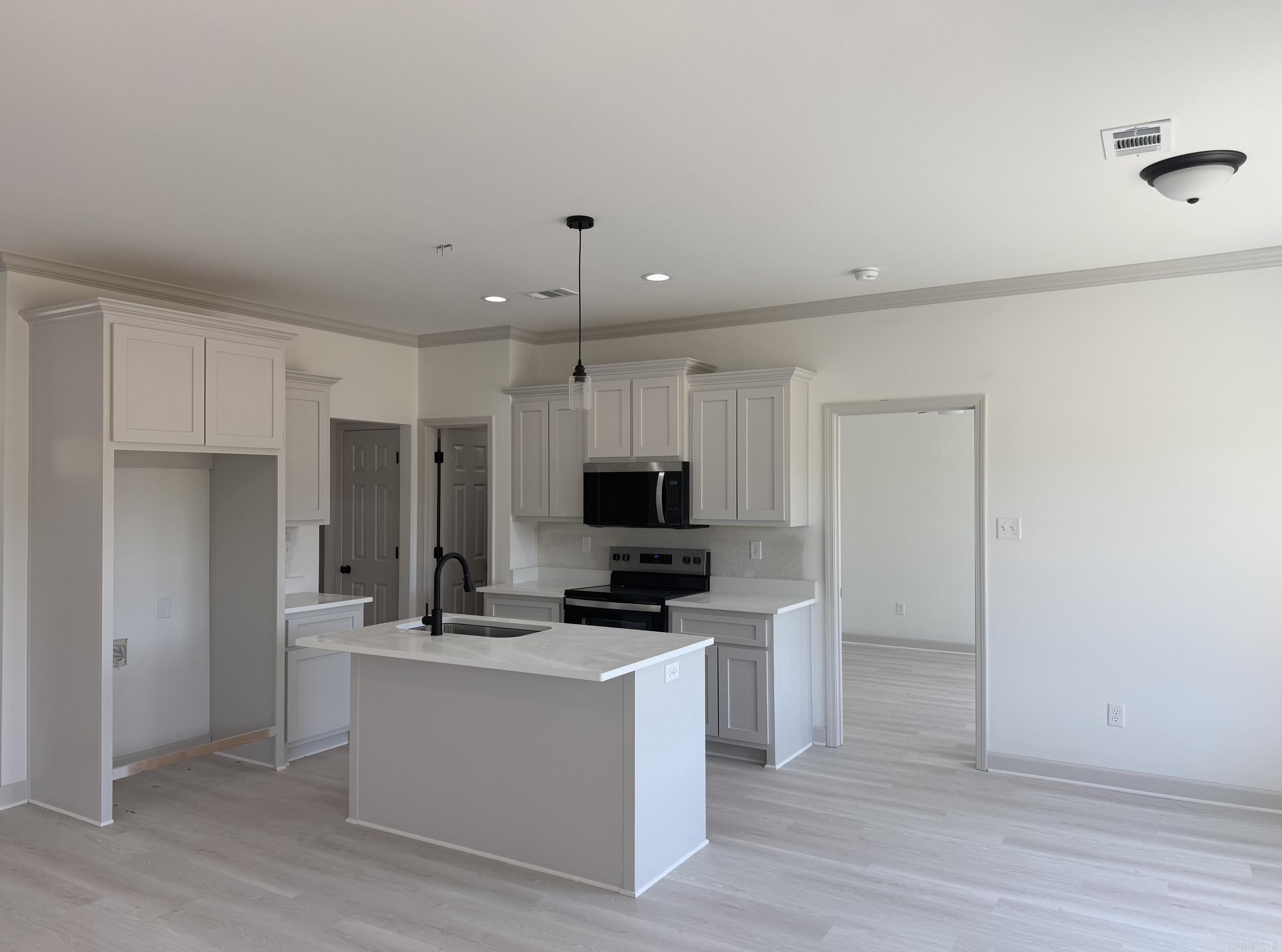 FLORIDIAN HEIGHTS PHASE 1 - Residential