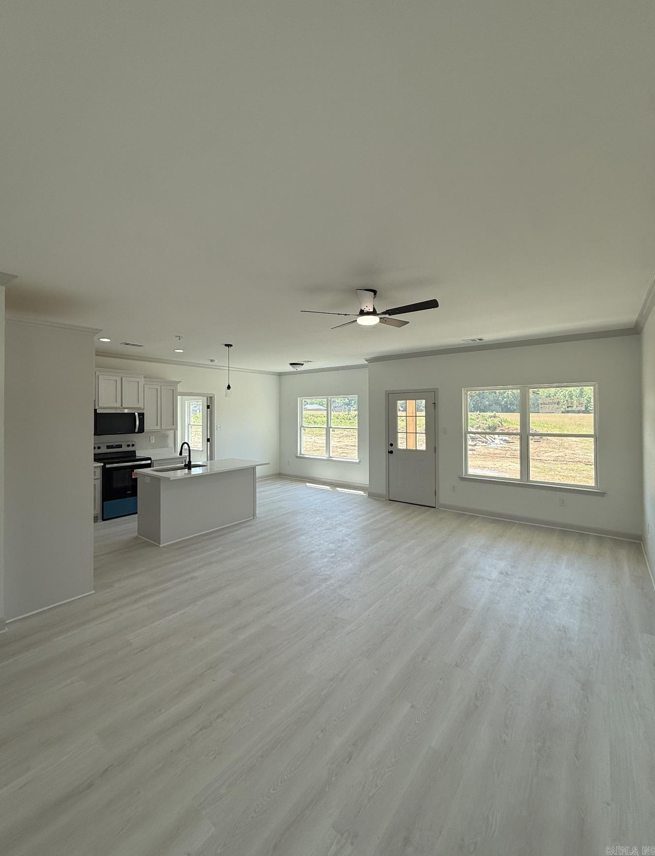 FLORIDIAN HEIGHTS PHASE 1 - Residential