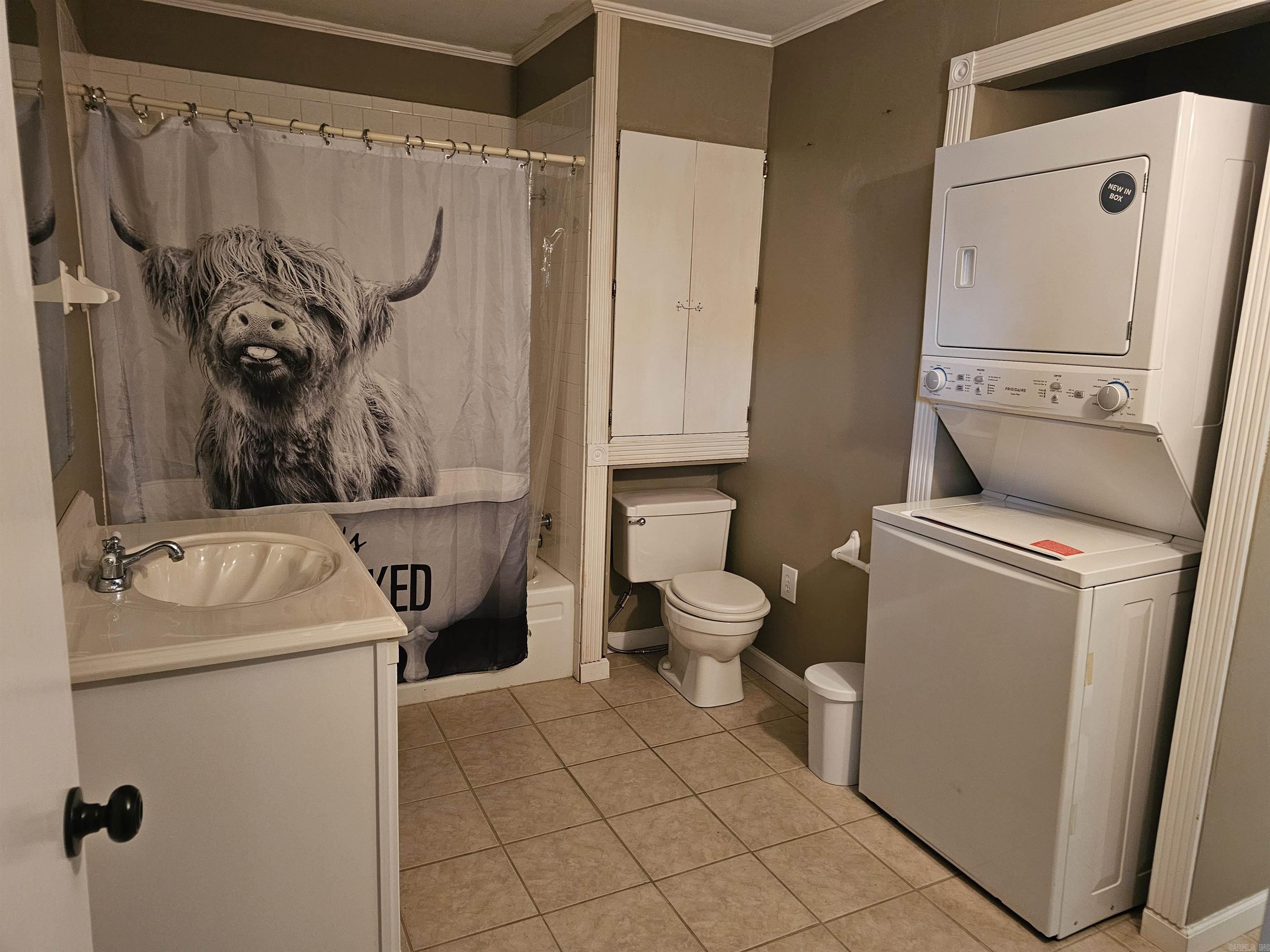 Lake View - Residential