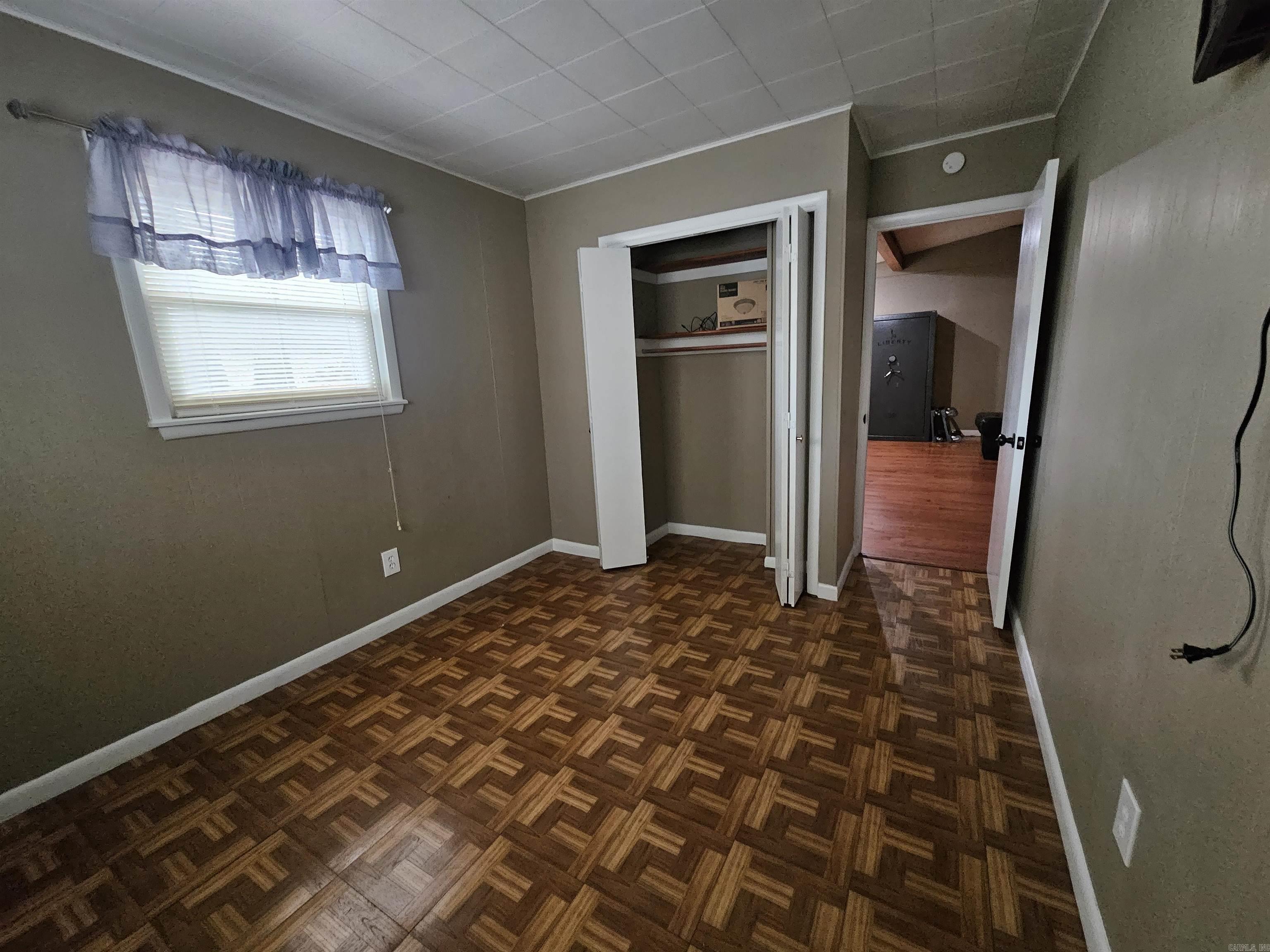 Lake View - Residential