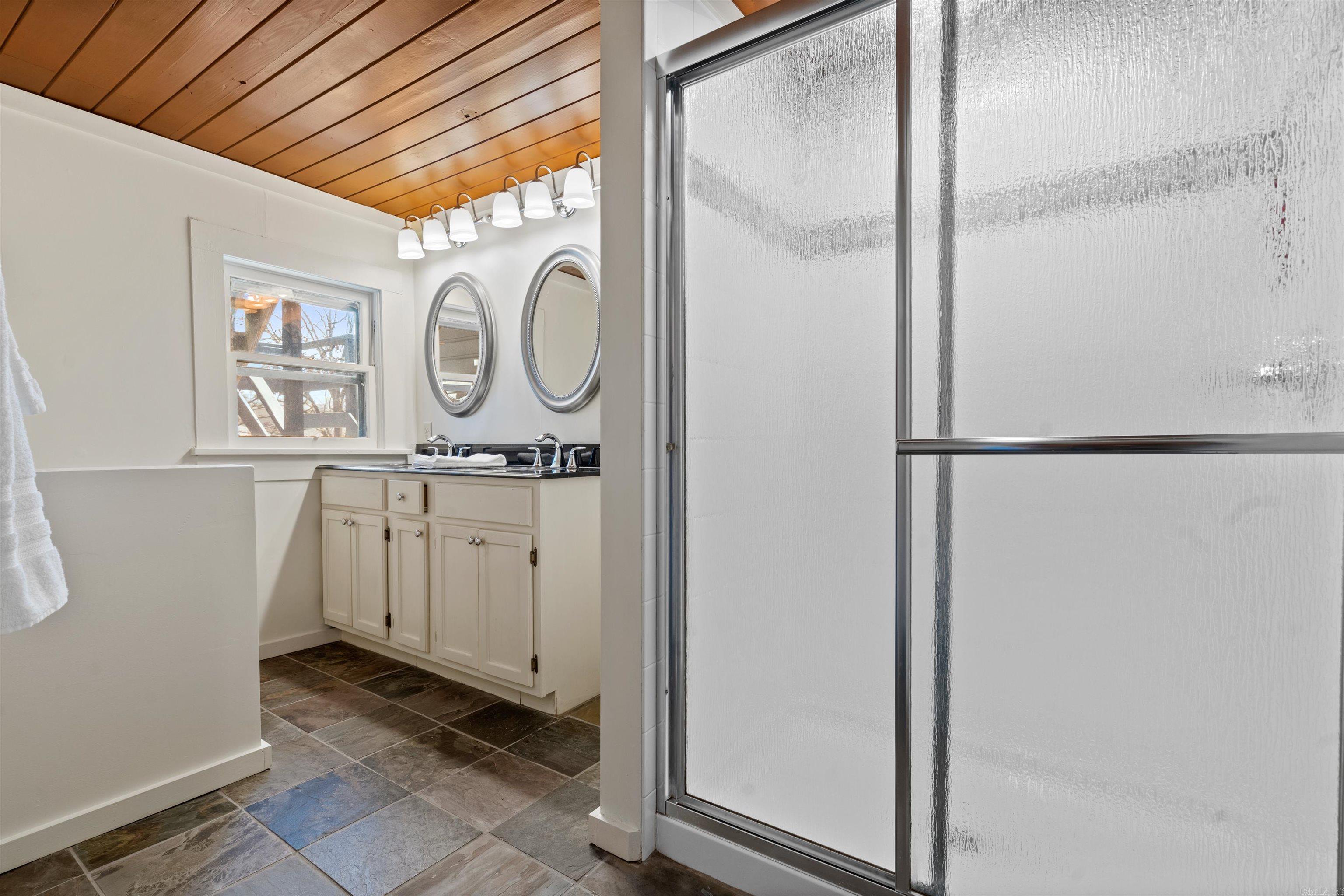 Dodson Acres Ridgetop - Residential