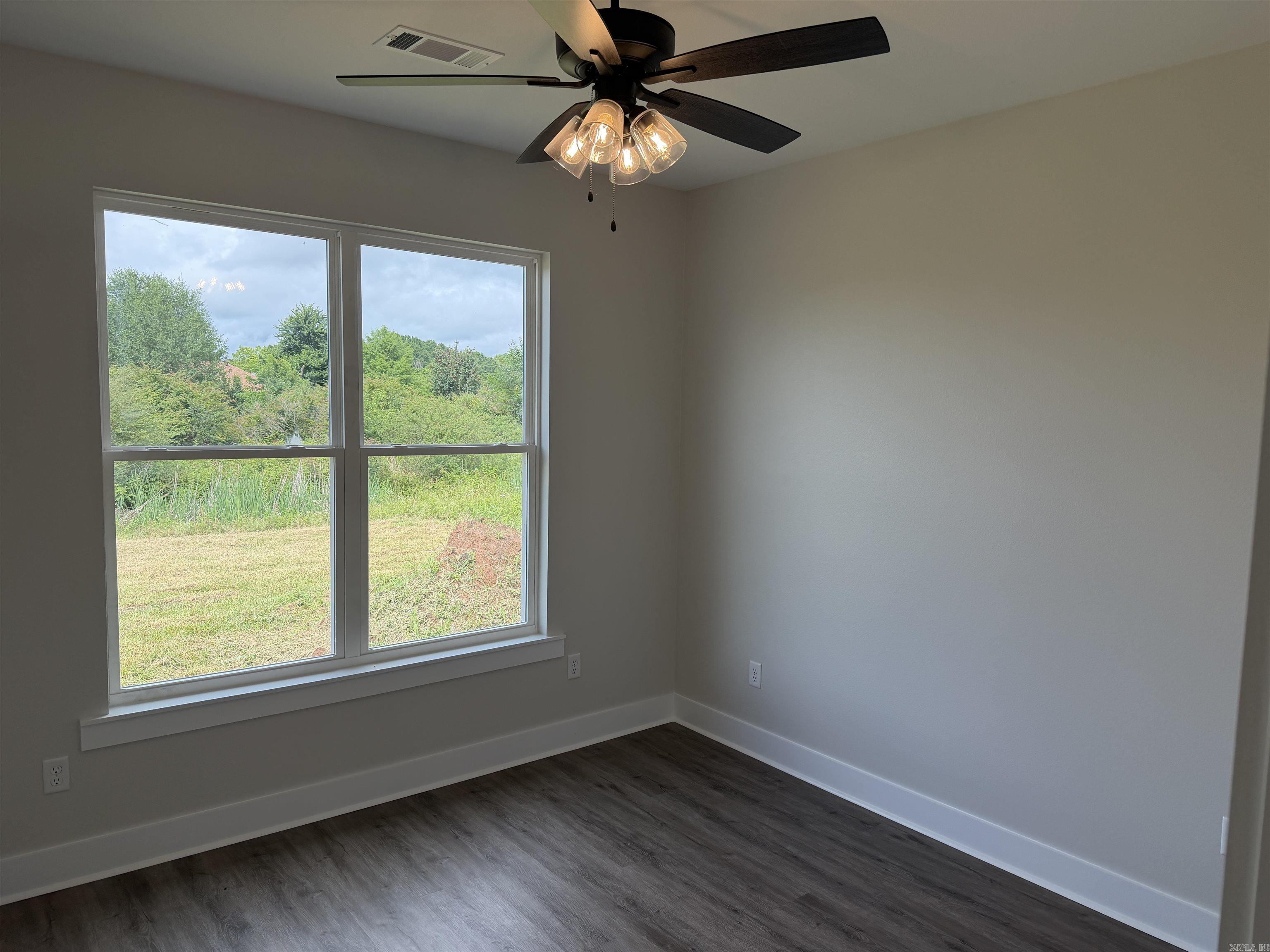 DOVE CREEK - Residential
