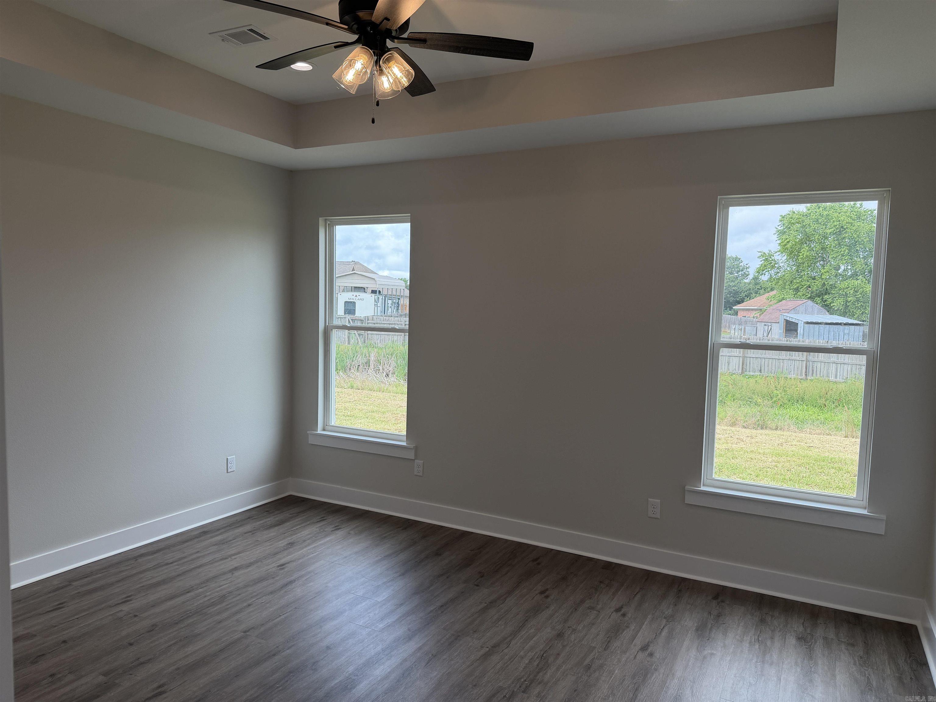 DOVE CREEK - Residential