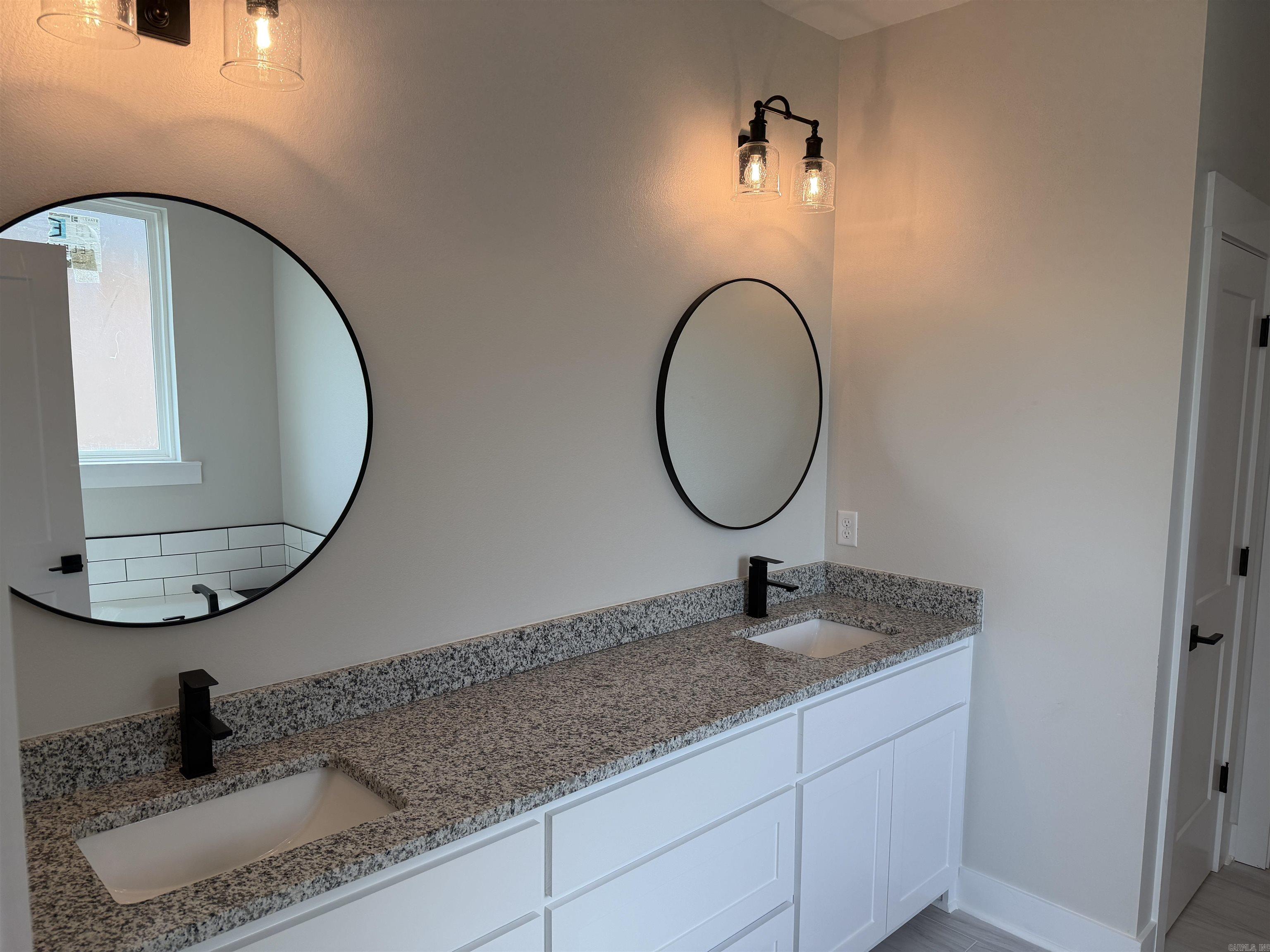 DOVE CREEK - Residential