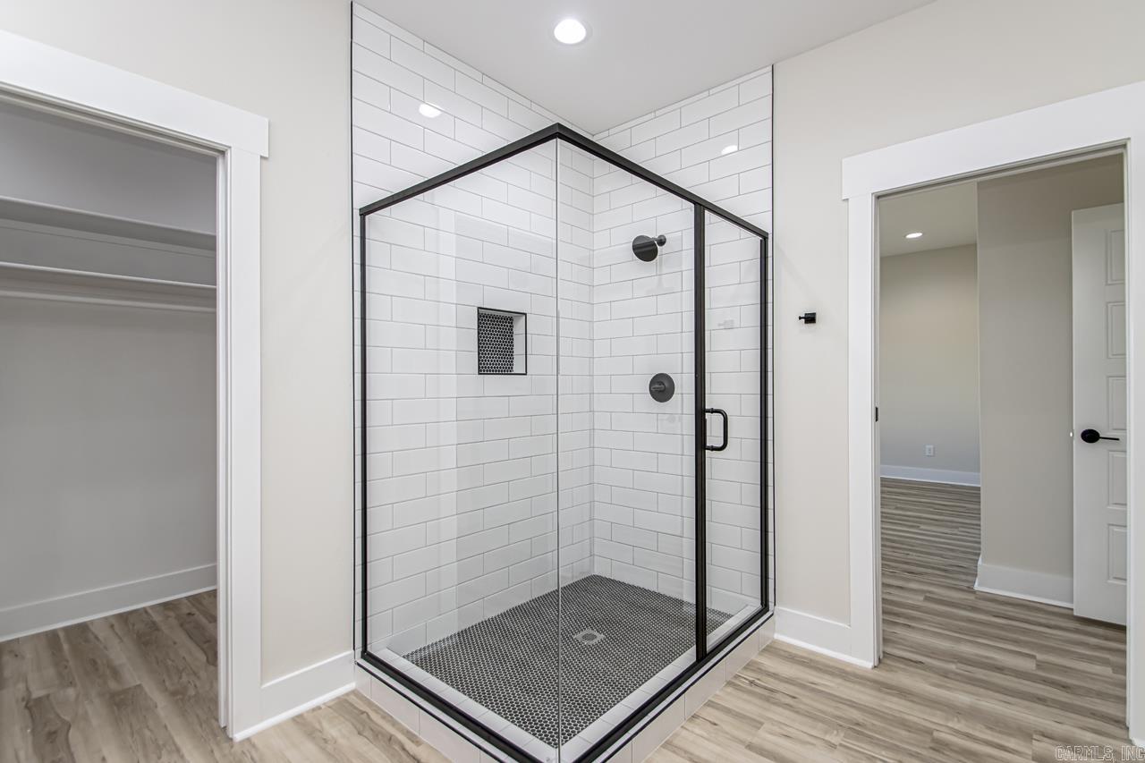 WALNUT VALLEY - Residential