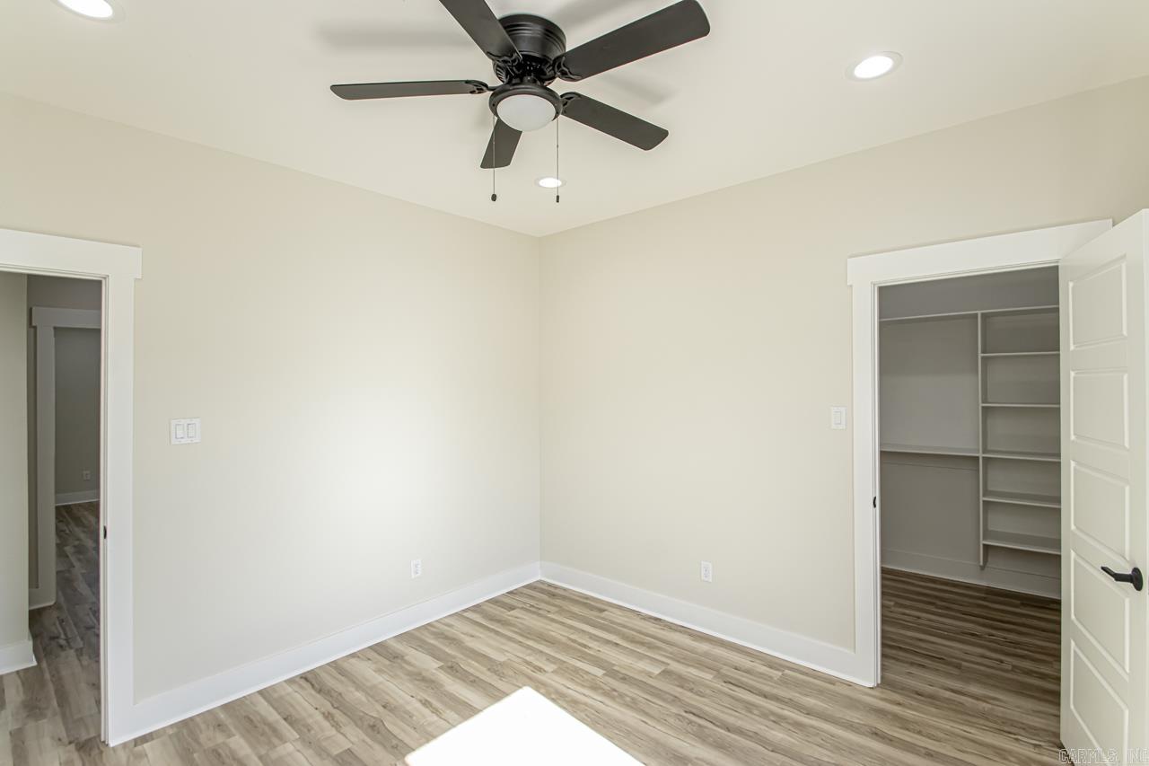 WALNUT VALLEY - Residential