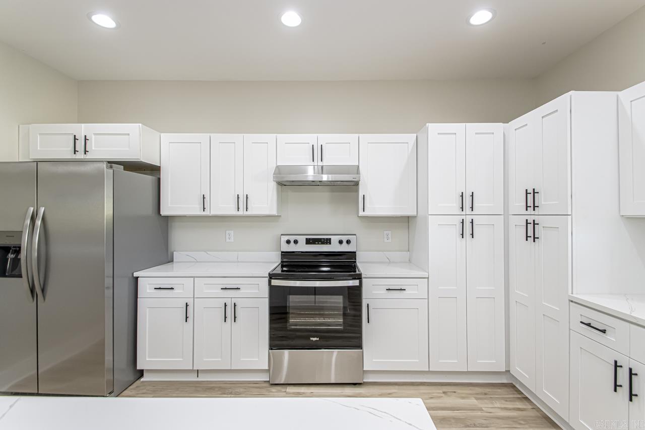 WALNUT VALLEY - Residential