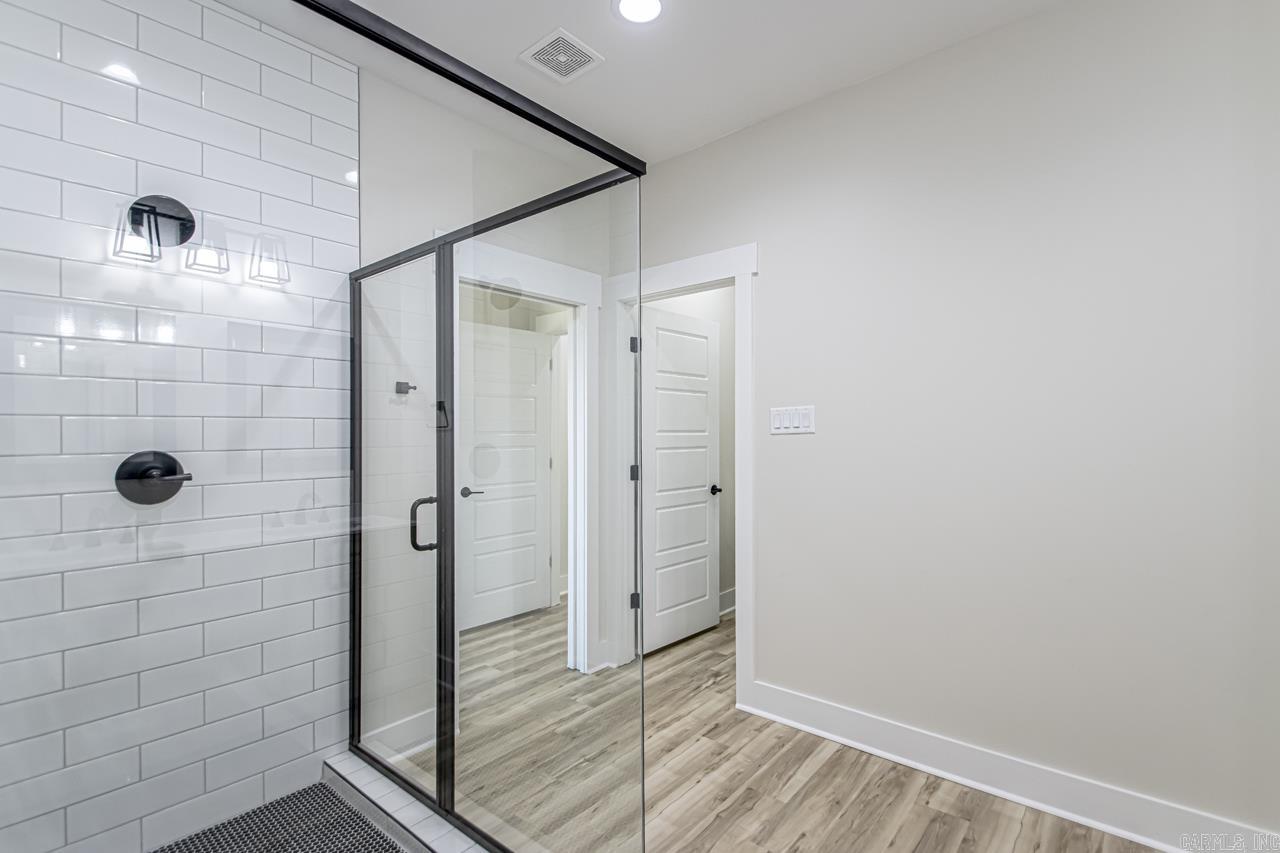 WALNUT VALLEY - Residential