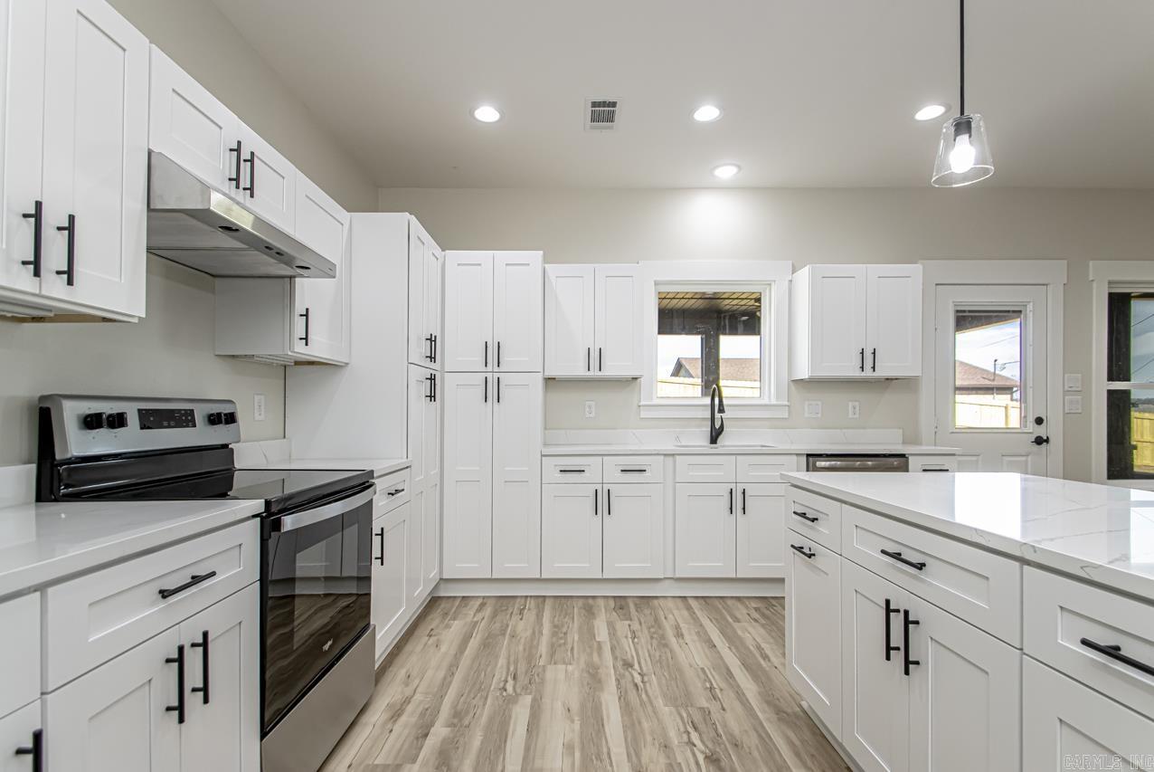 WALNUT VALLEY - Residential