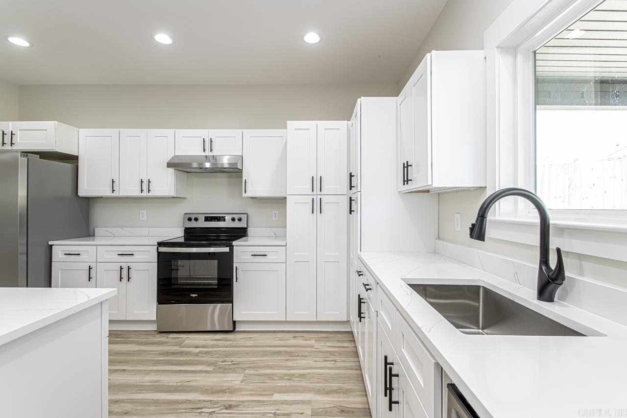 WALNUT VALLEY - Residential