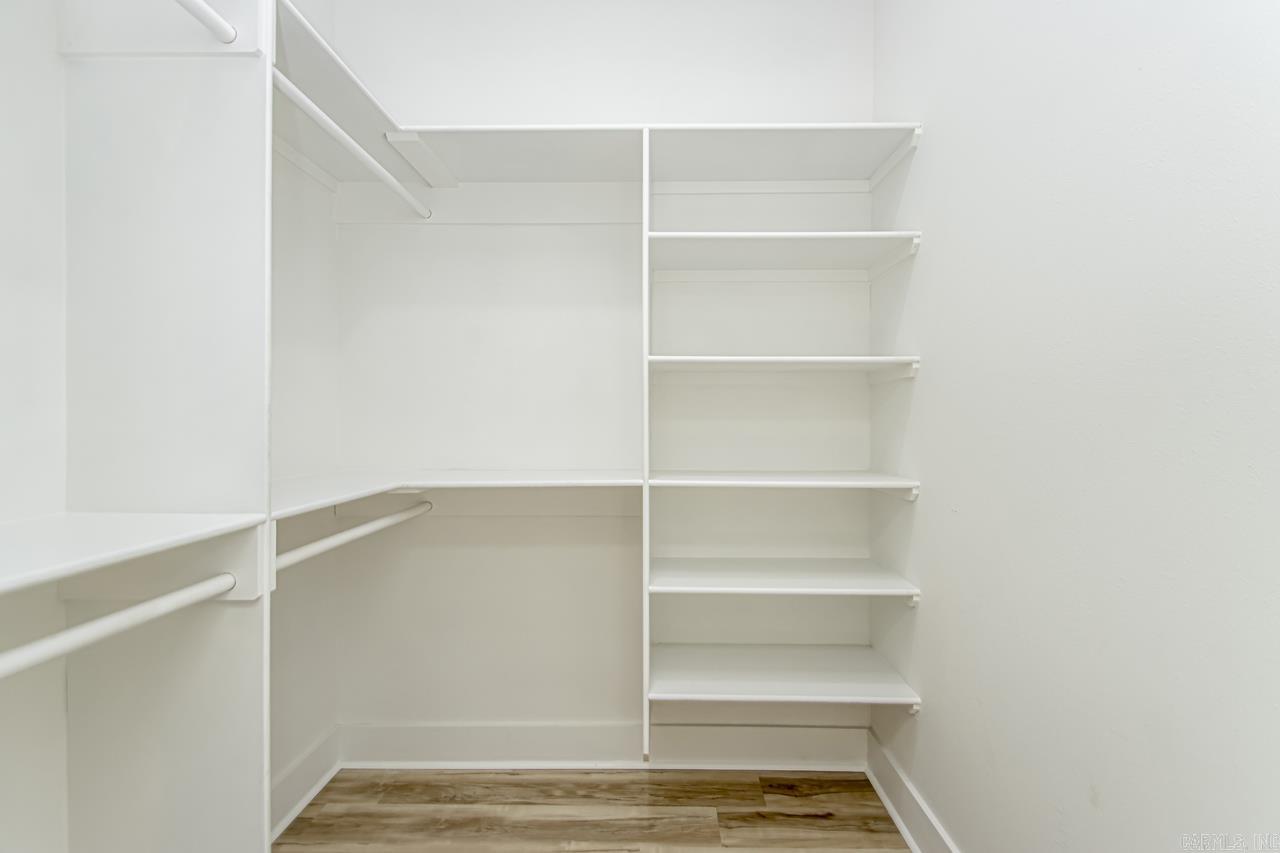 WALNUT VALLEY - Residential