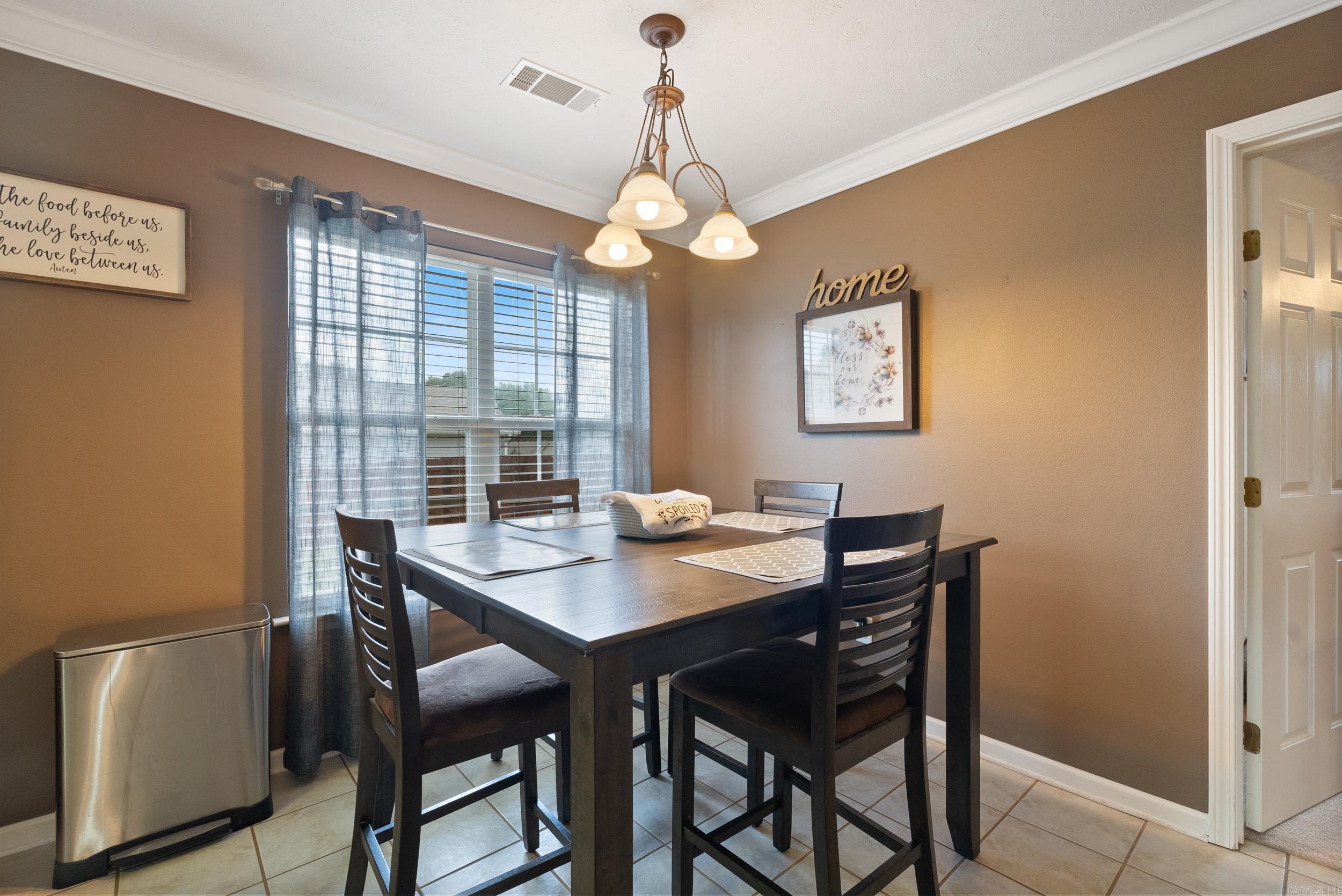 HUNTERS RUN - Residential