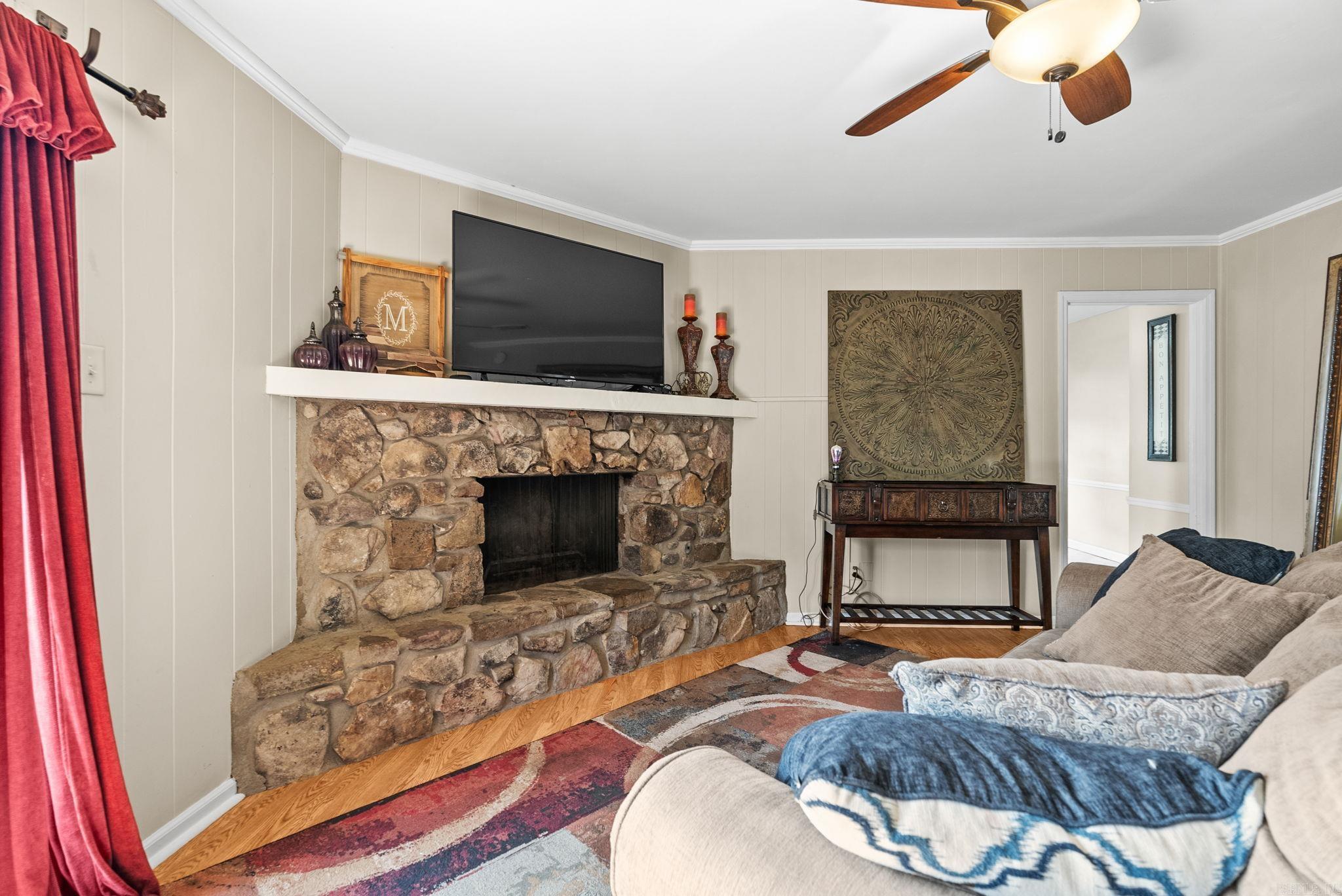 PLEASANT FOREST - Residential