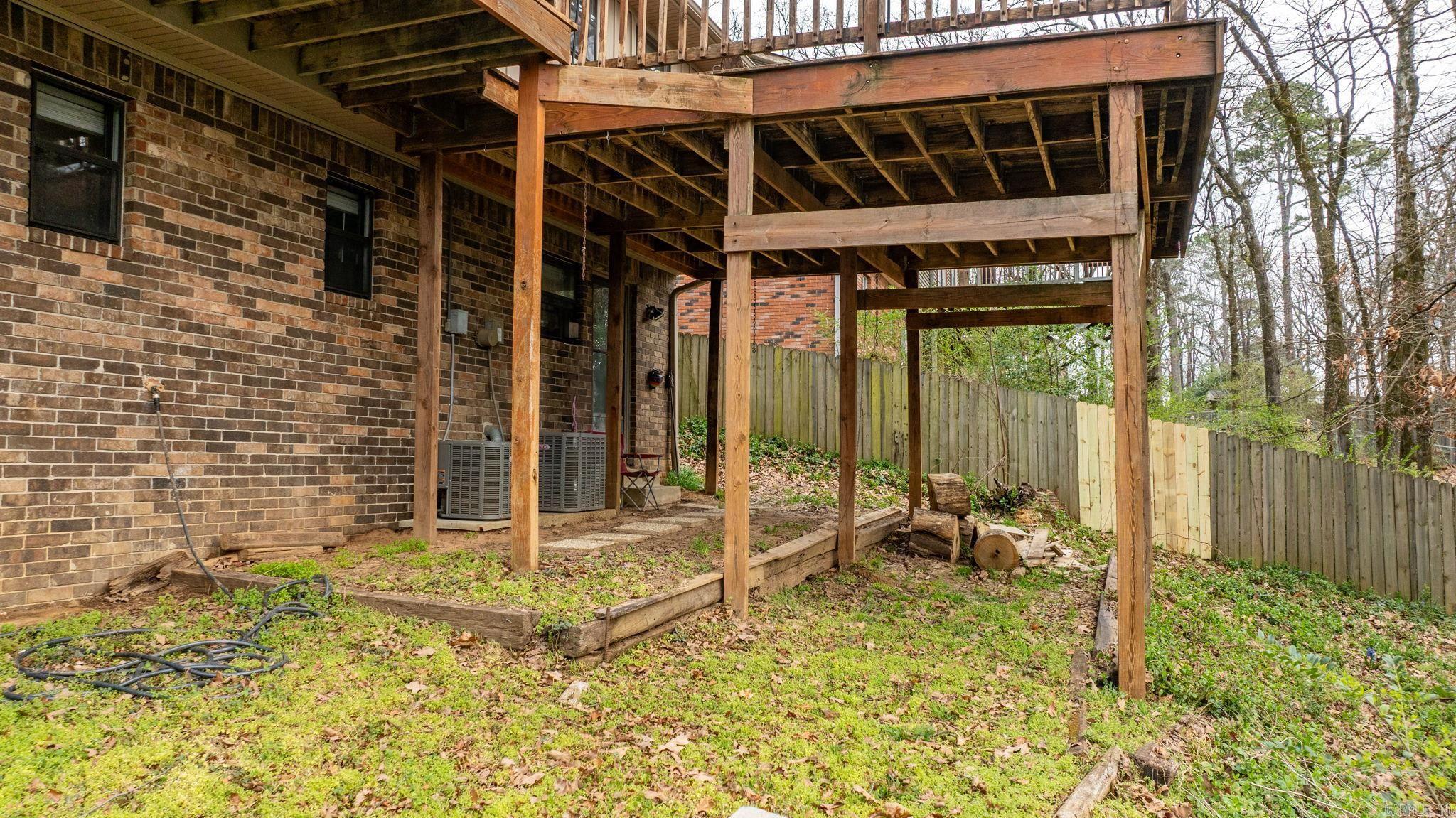 PLEASANT FOREST - Residential