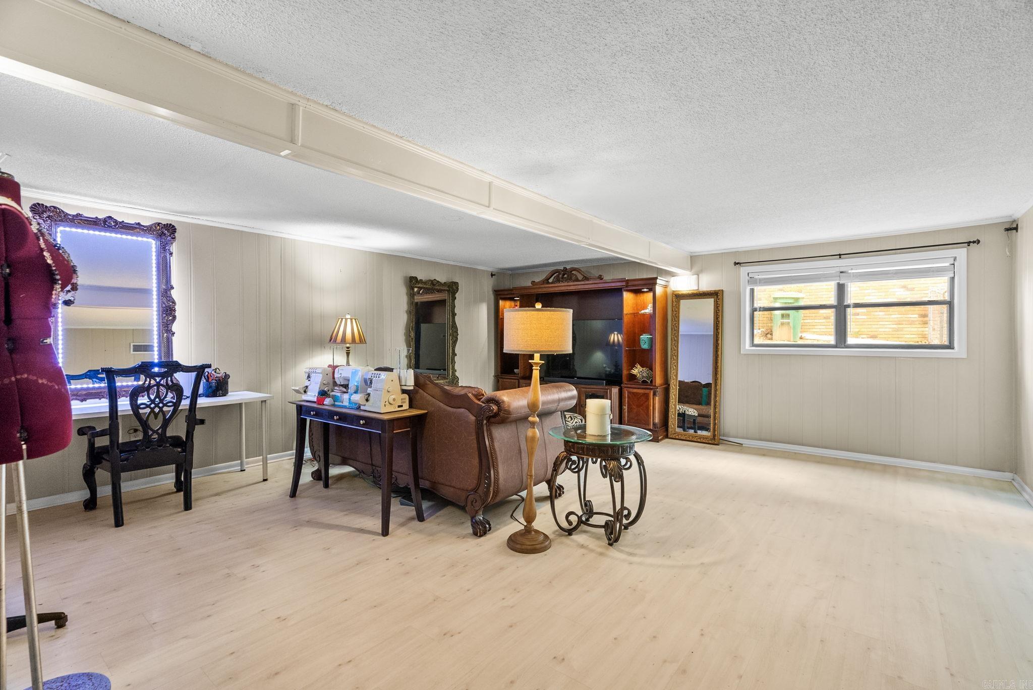 PLEASANT FOREST - Residential