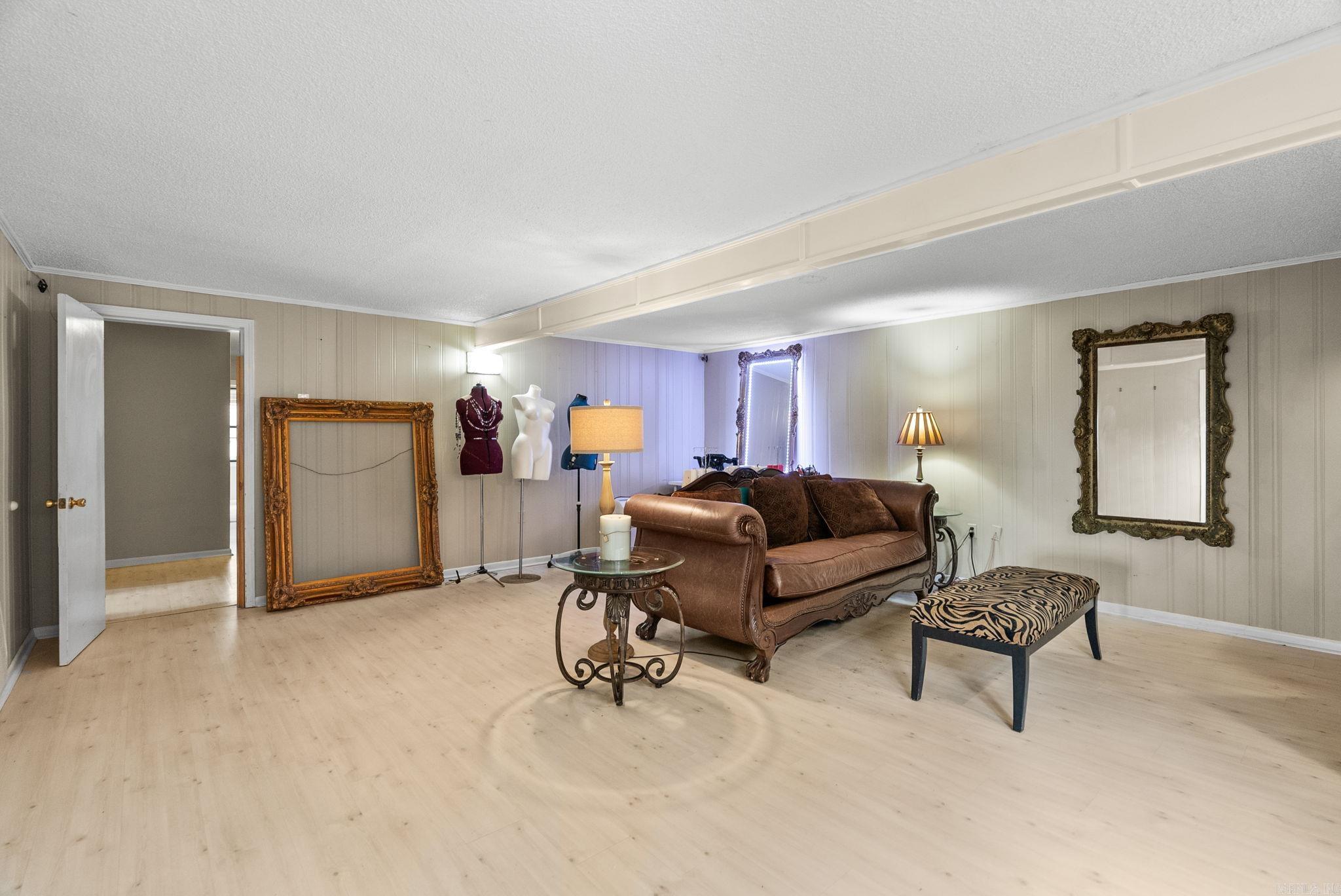 PLEASANT FOREST - Residential