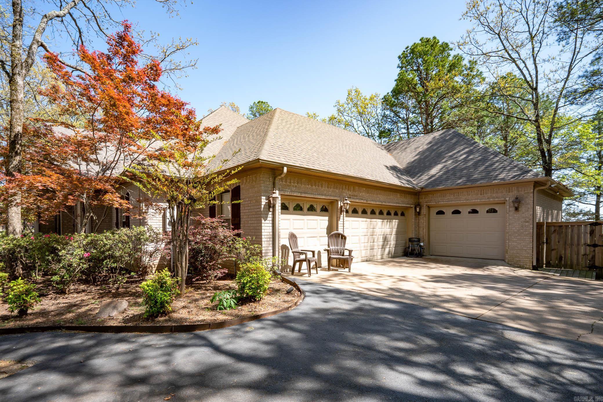 DOGWOOD ESTATES - Residential