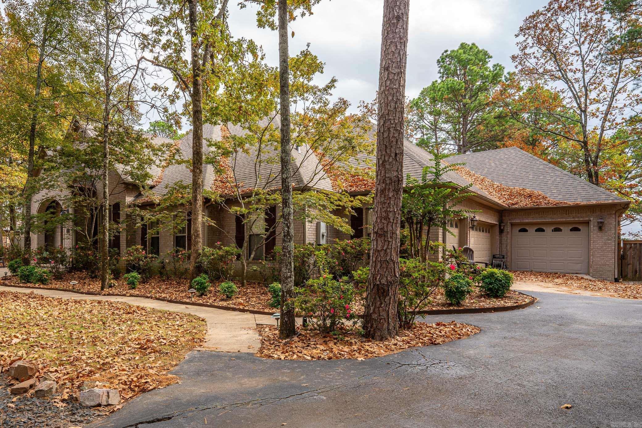 DOGWOOD ESTATES - Residential