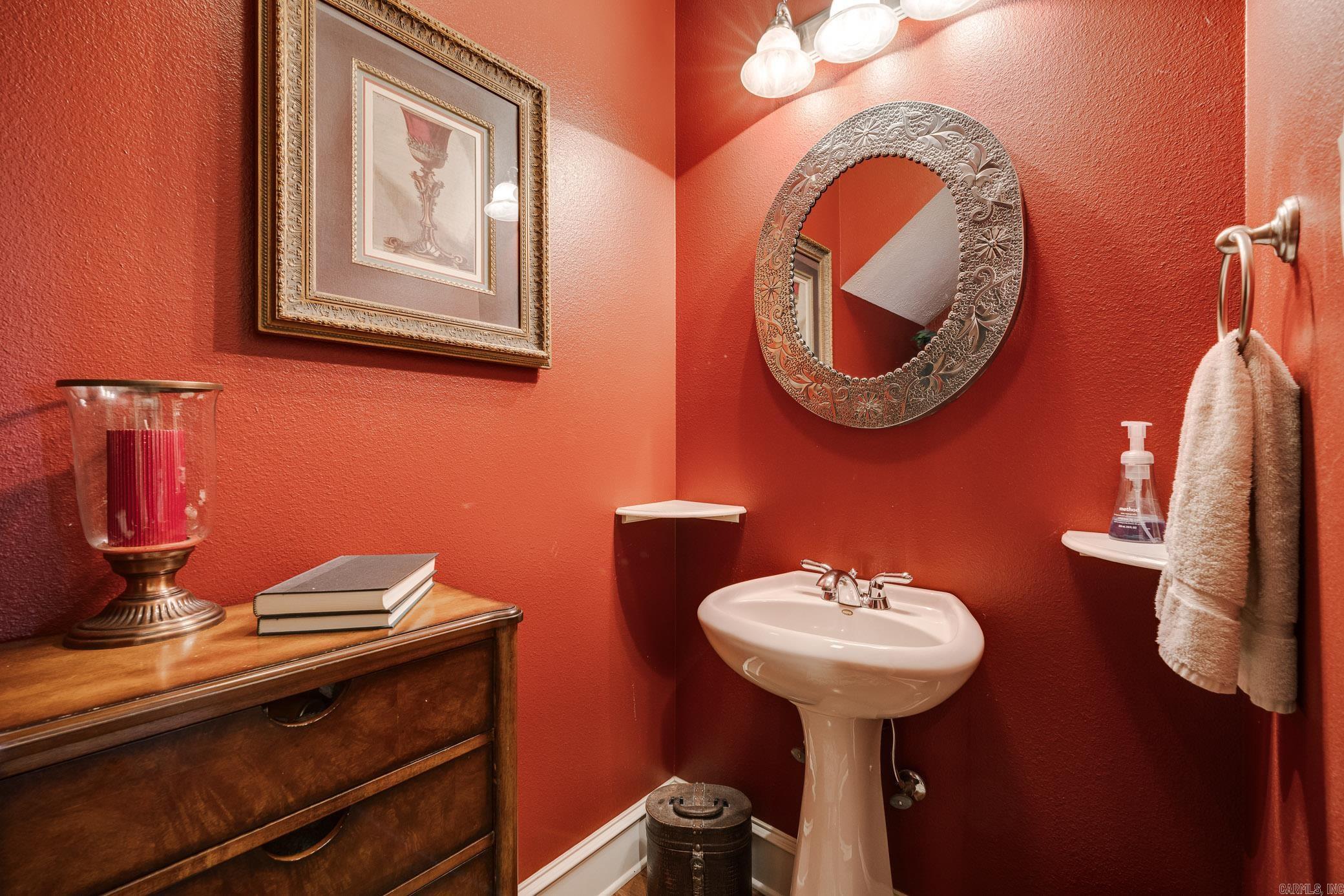 DOGWOOD ESTATES - Residential