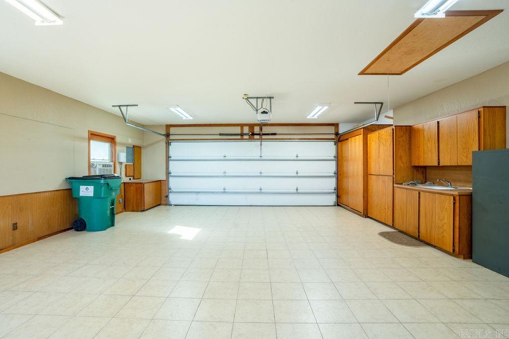 DIAMOND BLUFF ESTATES EAST - Residential