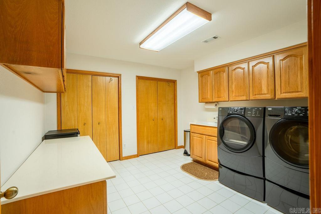 DIAMOND BLUFF ESTATES EAST - Residential