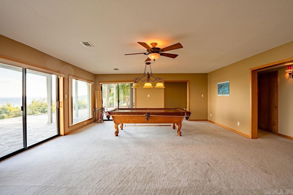 DIAMOND BLUFF ESTATES EAST - Residential