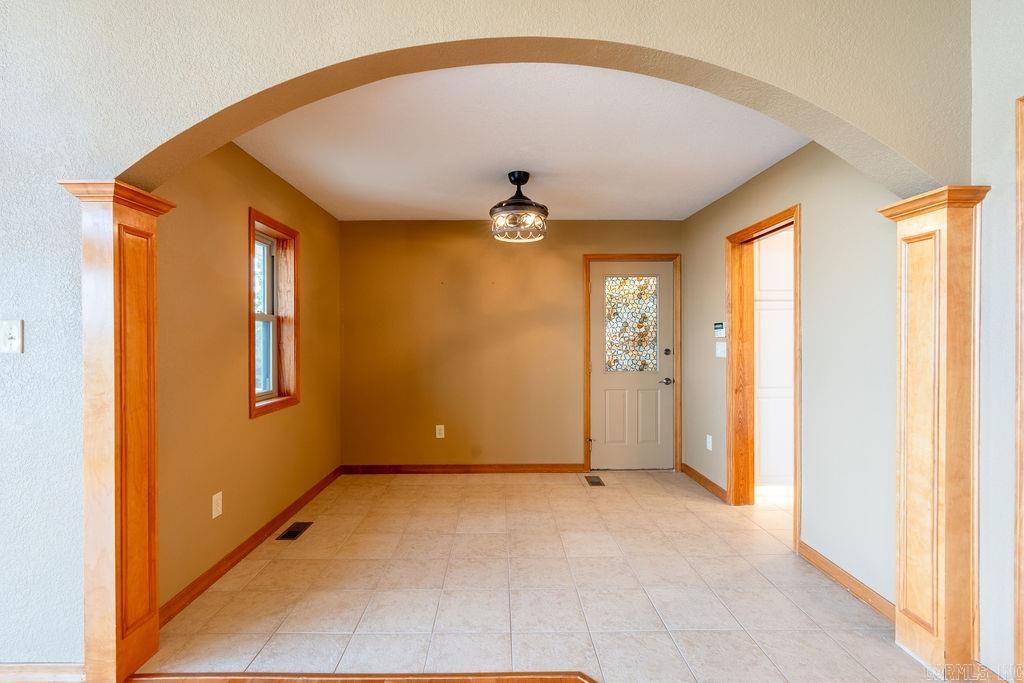 DIAMOND BLUFF ESTATES EAST - Residential