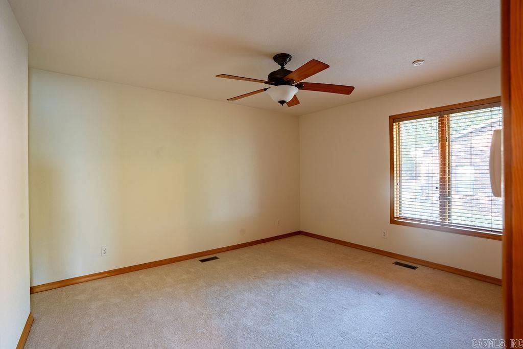 DIAMOND BLUFF ESTATES EAST - Residential