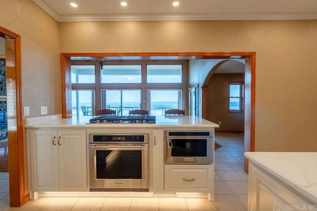 DIAMOND BLUFF ESTATES EAST - Residential