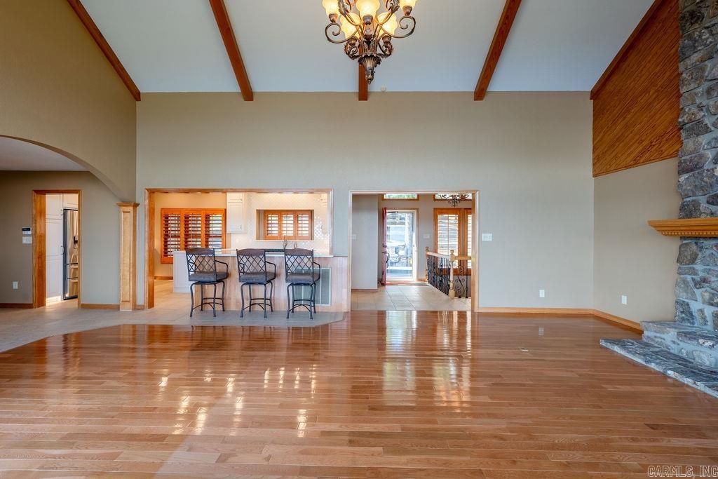 DIAMOND BLUFF ESTATES EAST - Residential