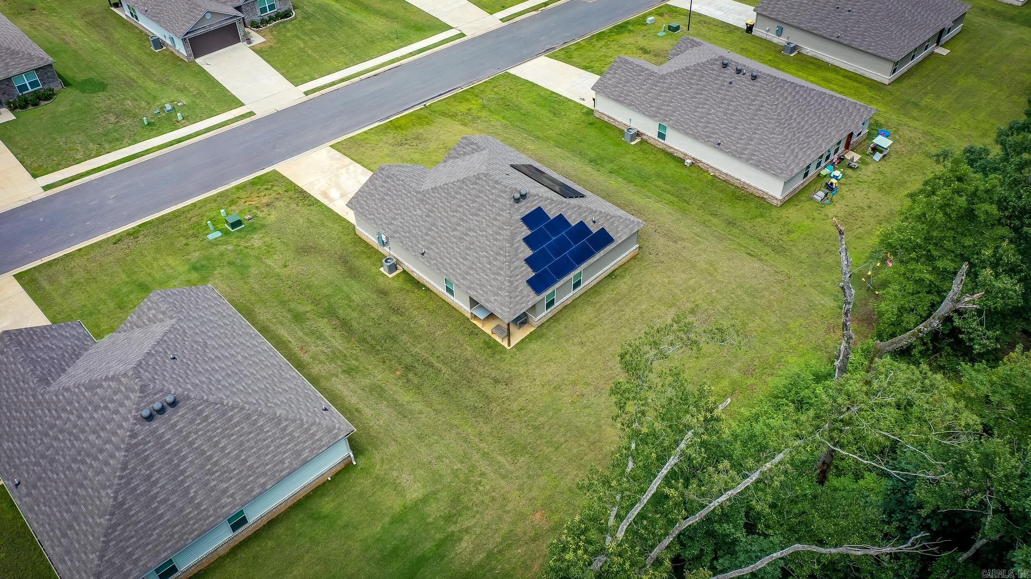 OAKLAND GROVE ESTATES - Residential Lease