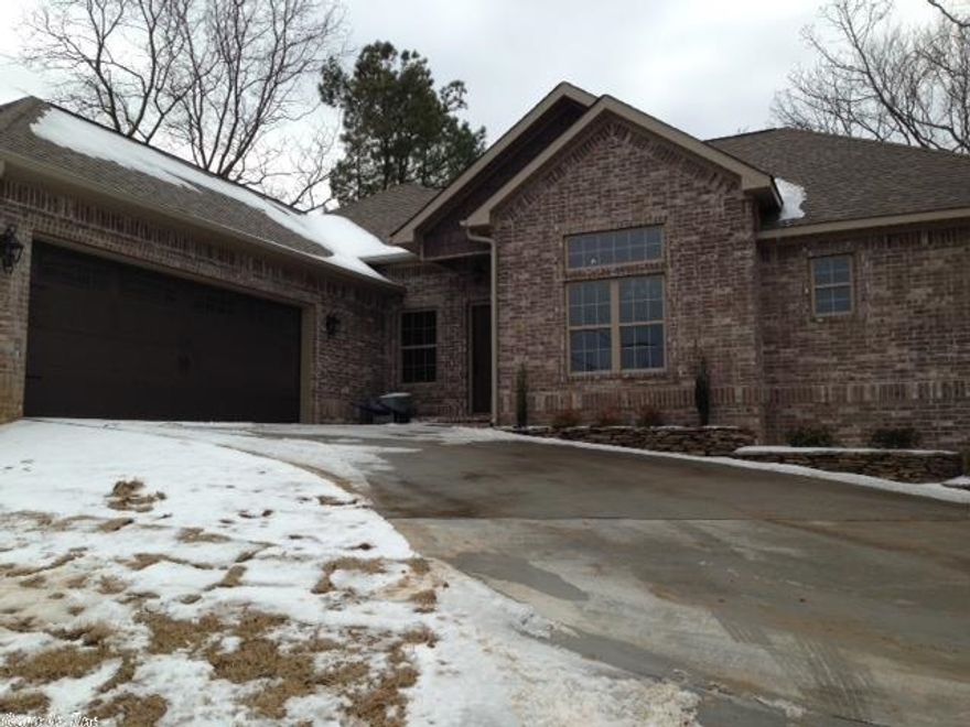 One-level home with large open-living floorplan. Kitchen has custom stained cabinetry, planned for granite countertops and stainless appliances. Large formal dining area with 10 ft ceiling and large window. Oversized garage, back covered patio area. Lower level golf cart garage/storage area. Builder's energy efficiency package with tankless hot water heater, high efficiency heat/air, and low-e windows. Separate master bdrm, master bath has jetted tub & separate shower. Still time to choose your own flooring