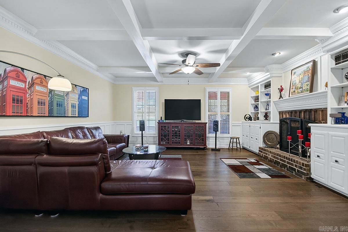 LONGLEA - Residential