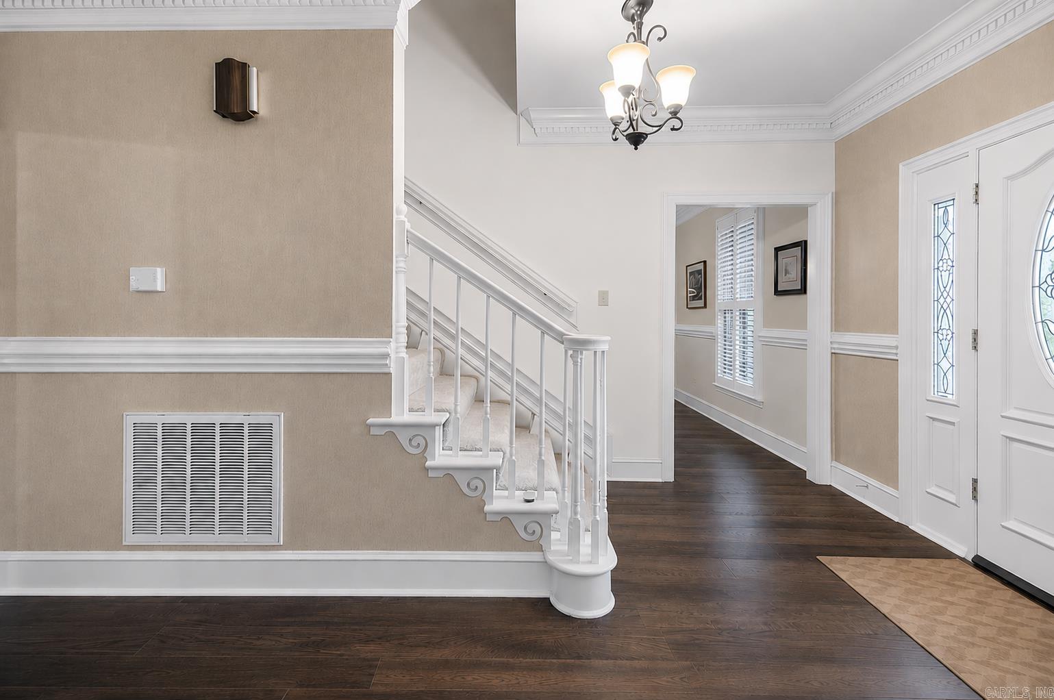 LONGLEA - Residential