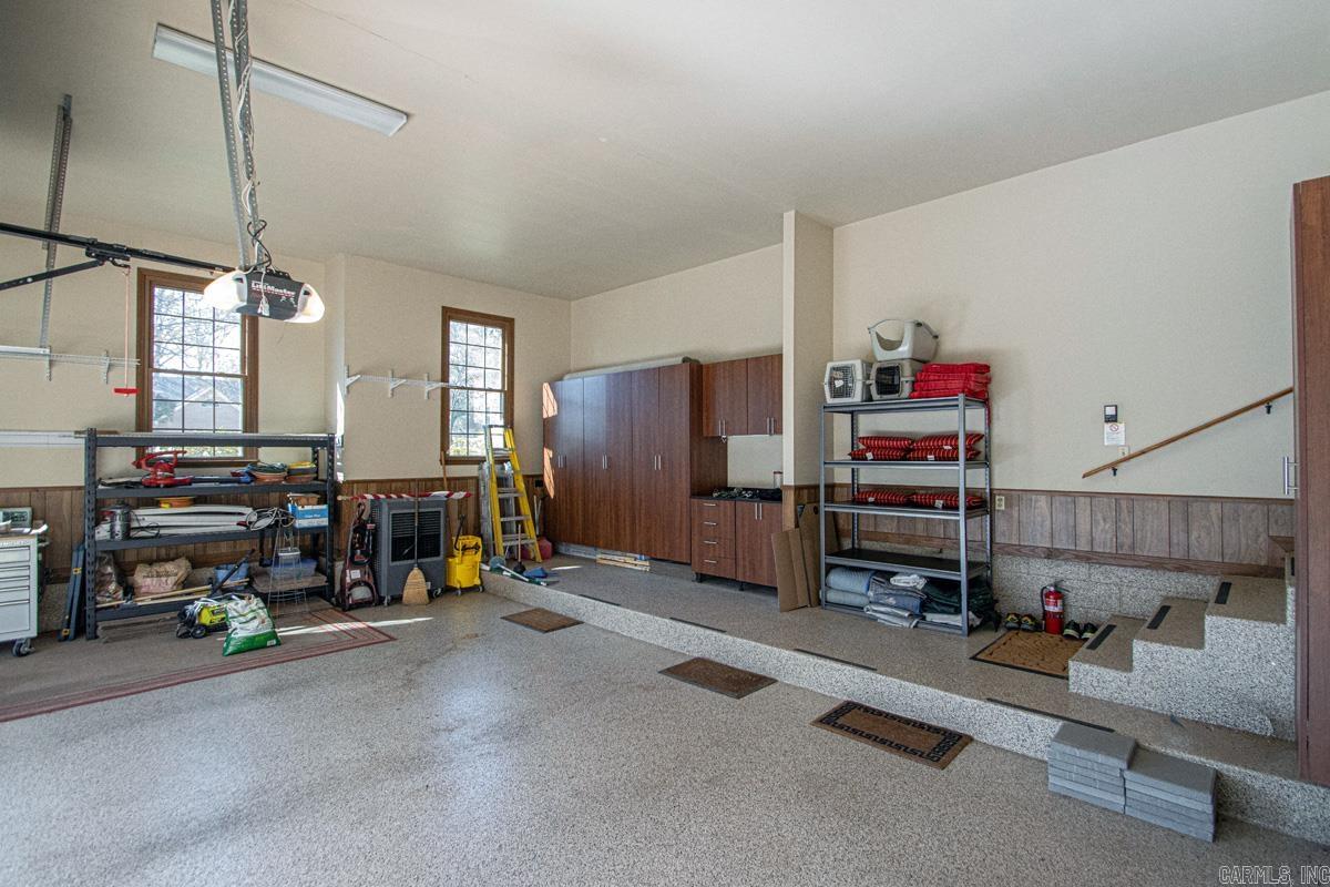 LONGLEA - Residential