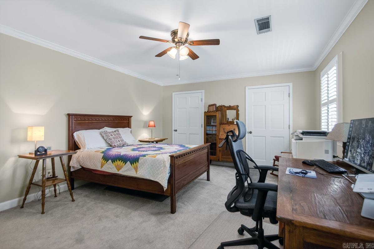 LONGLEA - Residential